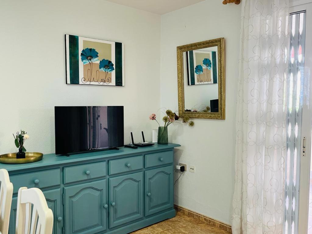 Beachfront Apartment With A Private Garden On The Ground Floor Moncófar Екстериор снимка